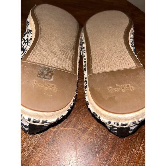 Coach Women’s Espadrilles Flats Size 9B Black White Floral Canvas Shoes EUC - Picture 11 of 12